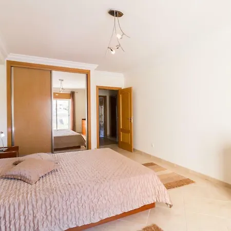Apartment T1 Gilao *